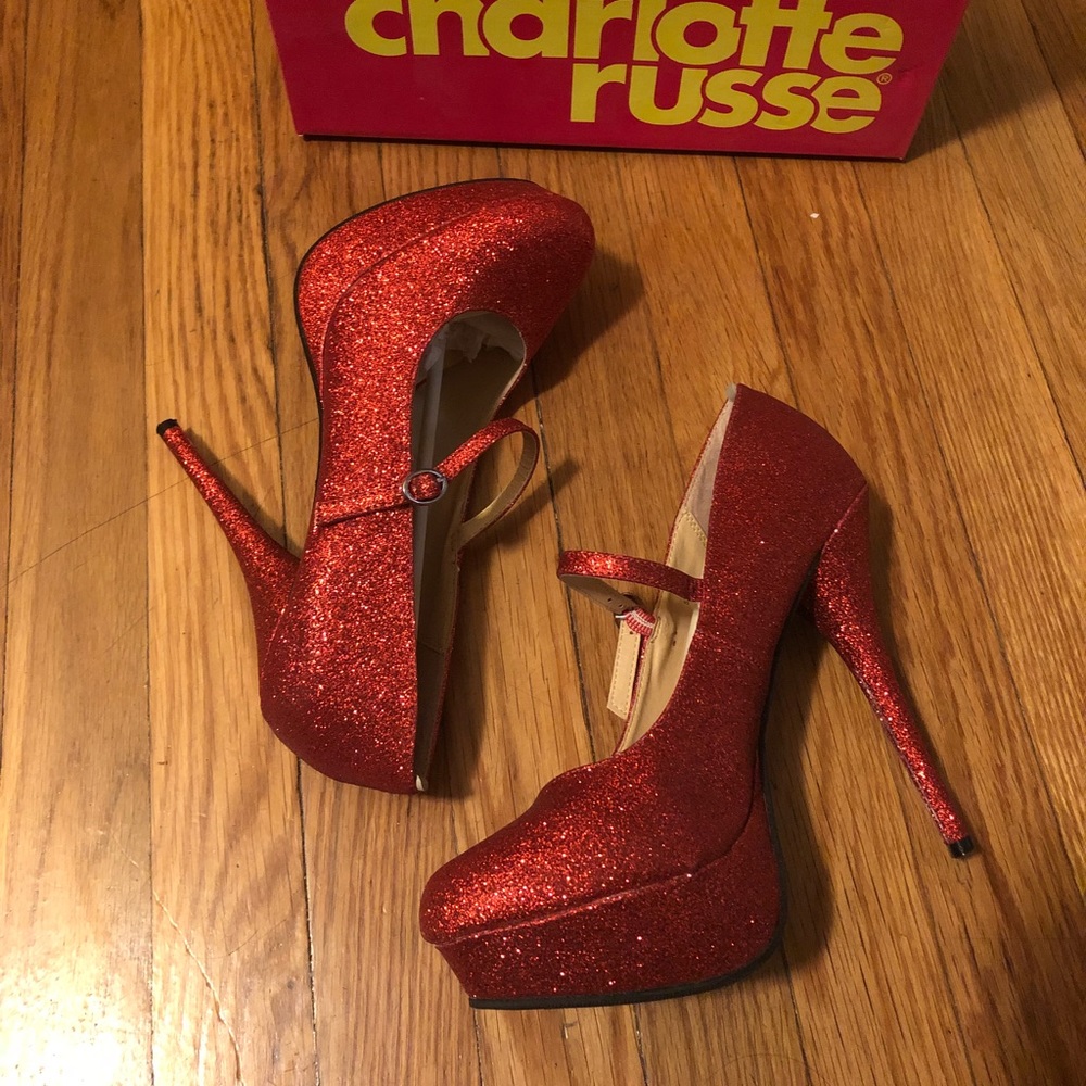 Red, glitter high heels